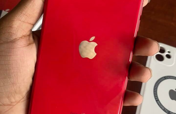 
								Iphone 11 128gb Red full									